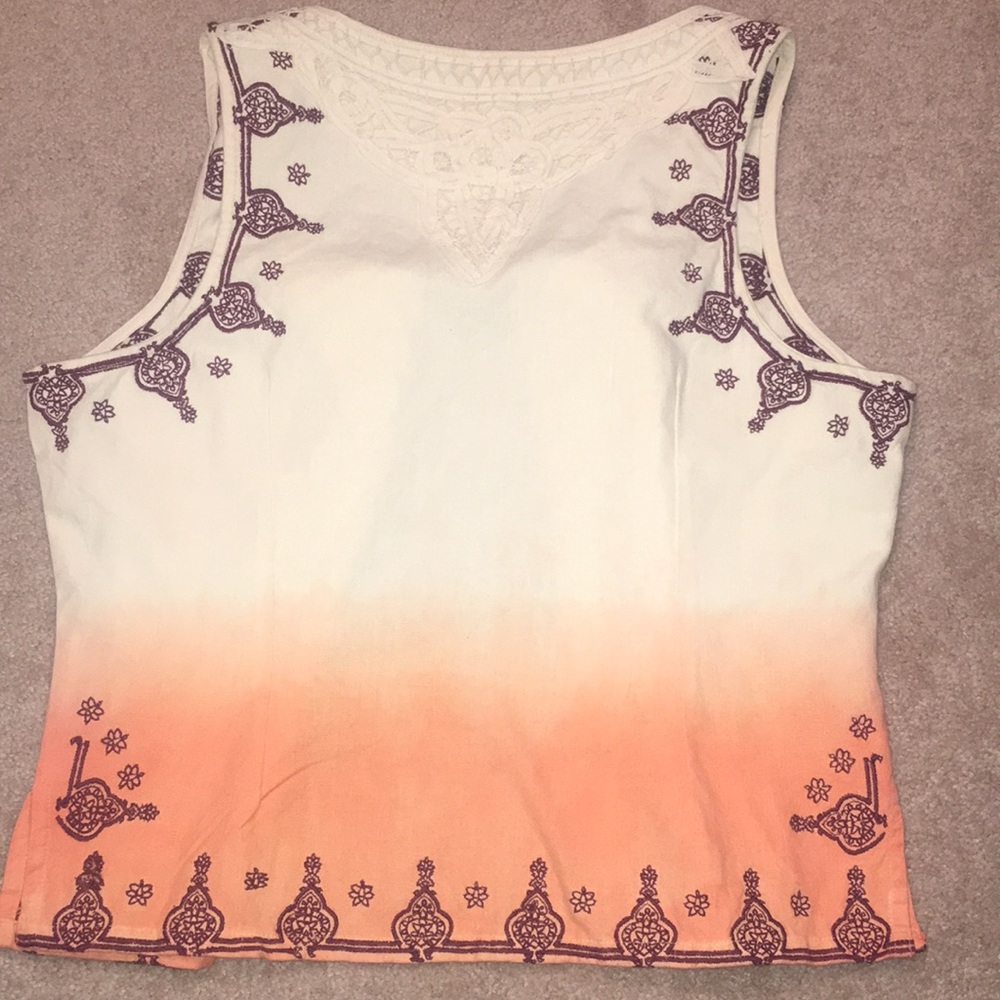 Embroidered vest - Picture 4 of 4